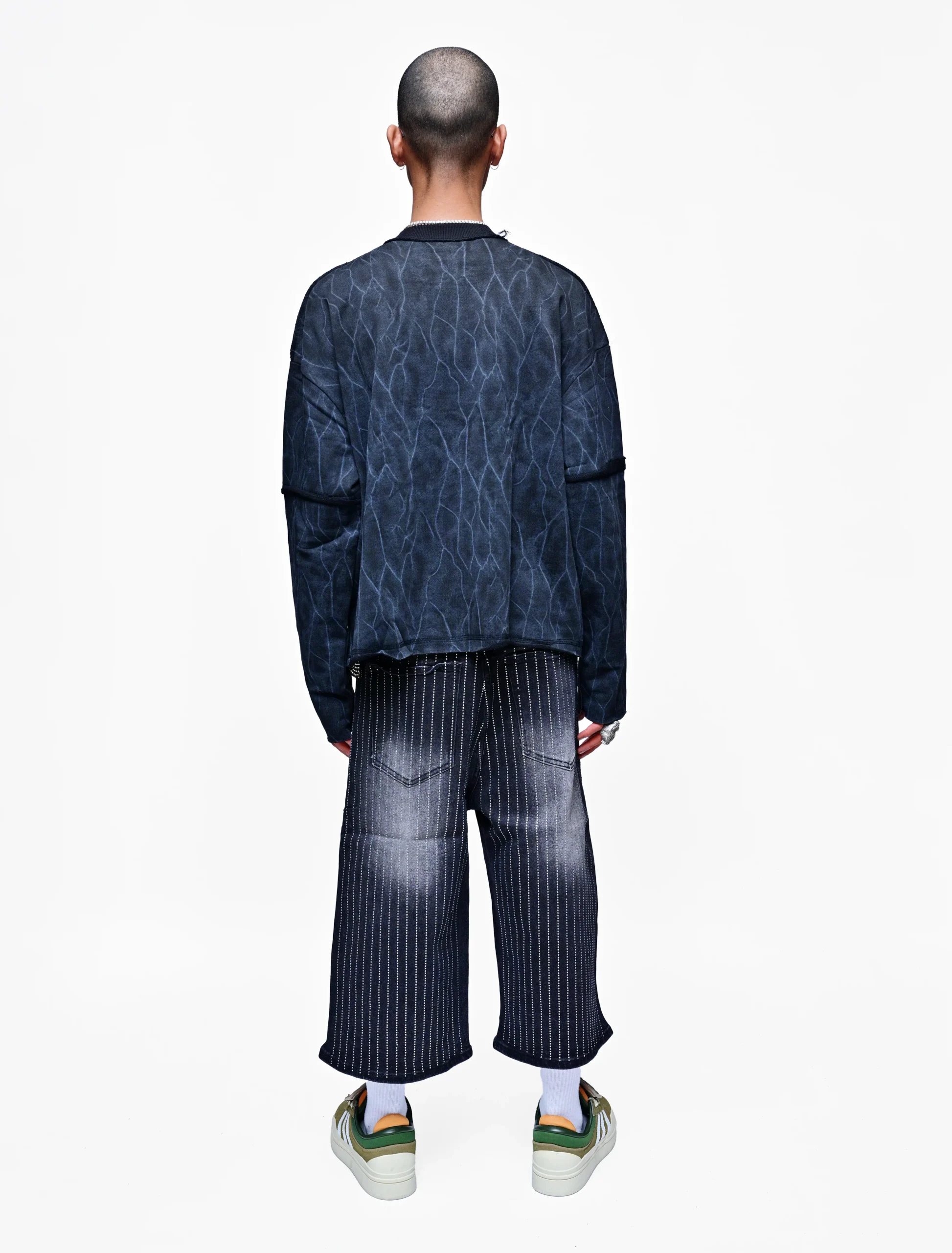 VIBRANT WEALTH – MONEY & VIBES FADED BLACK LONG SLEEVE - Image 2