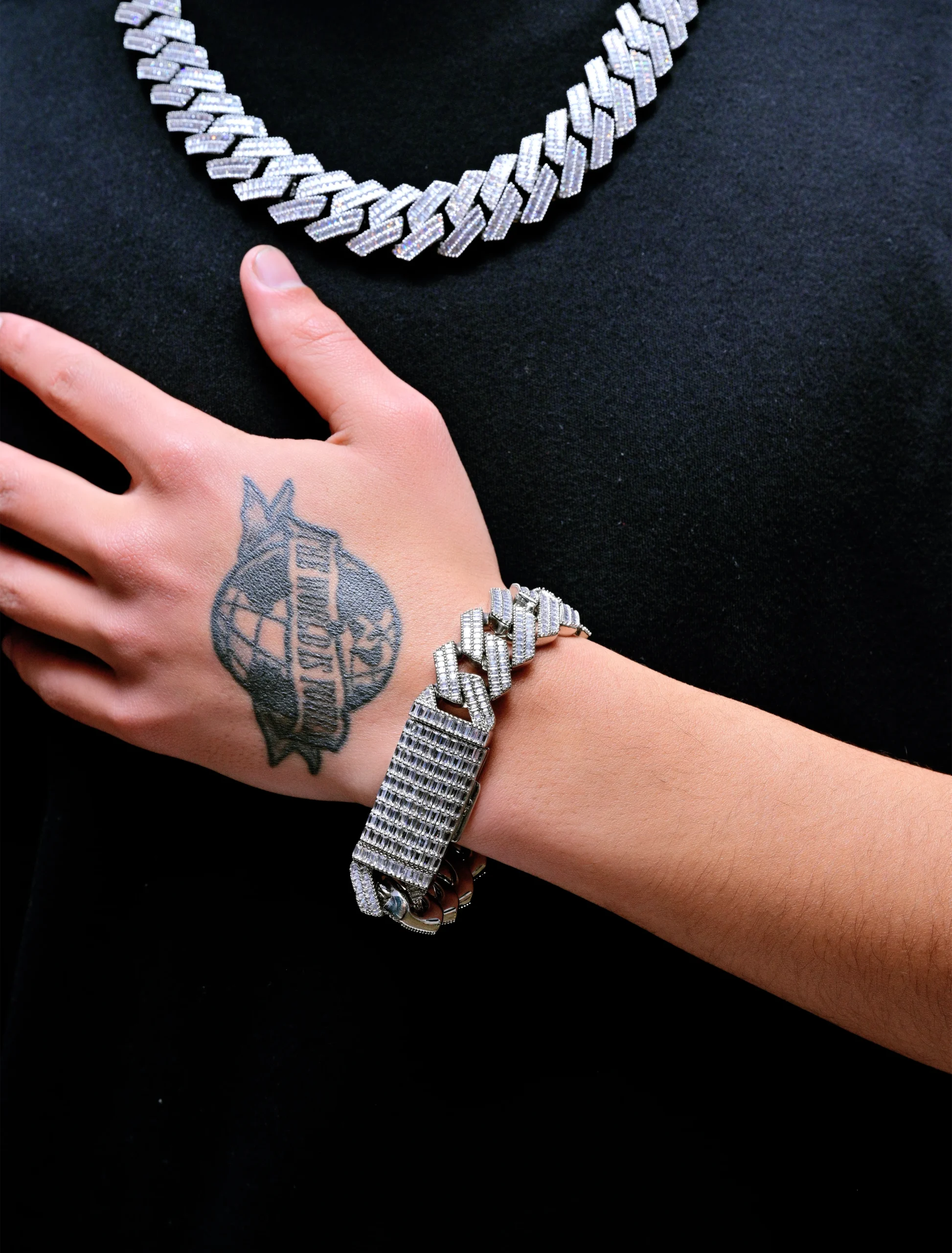 EVERLAY ROYAL ICE 20MM BAGUETTE BRACELET - Image 7