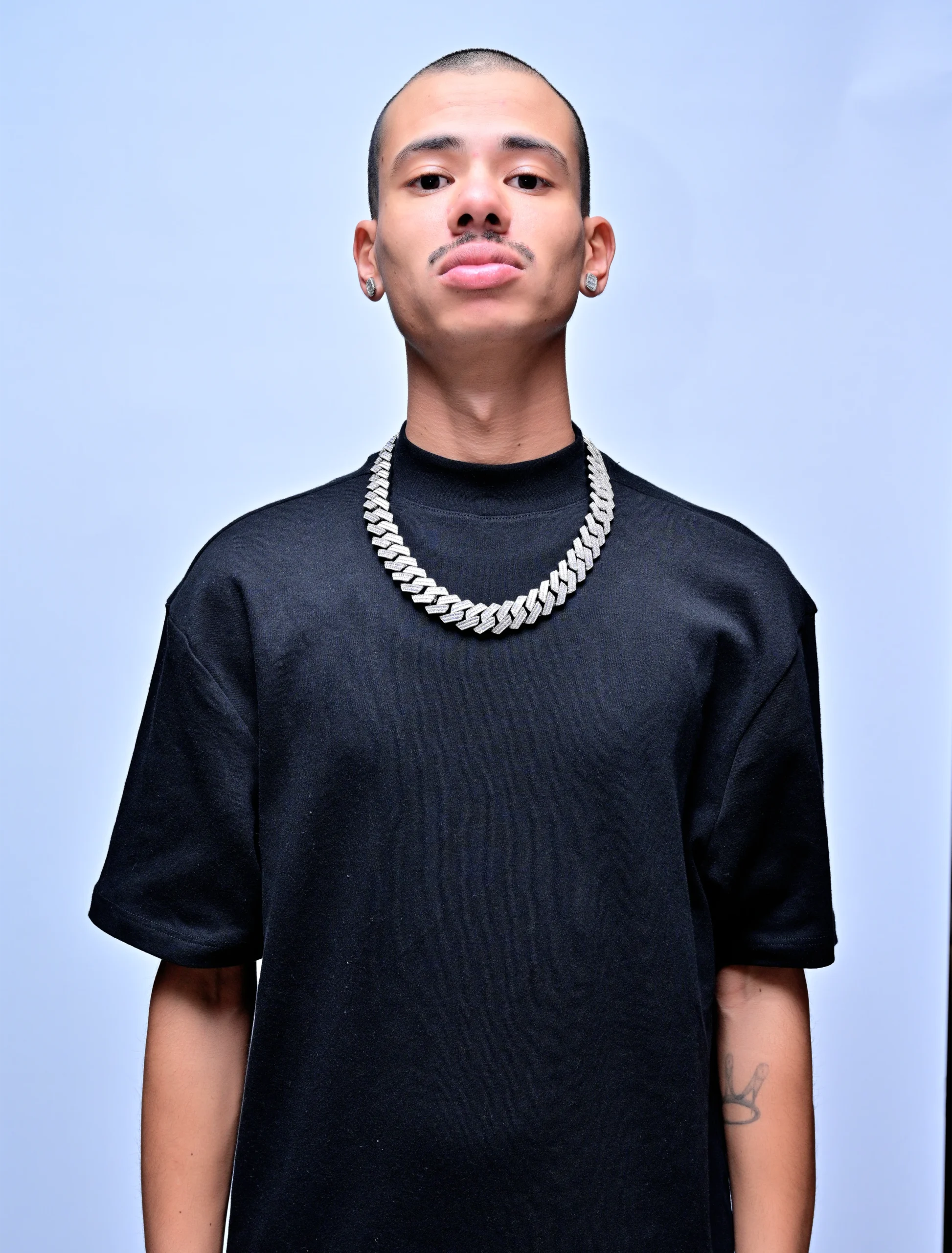 EVERLAY ROYAL EDGE 20MM BAGUETTE CUBAN LINK CHAIN - Image 3