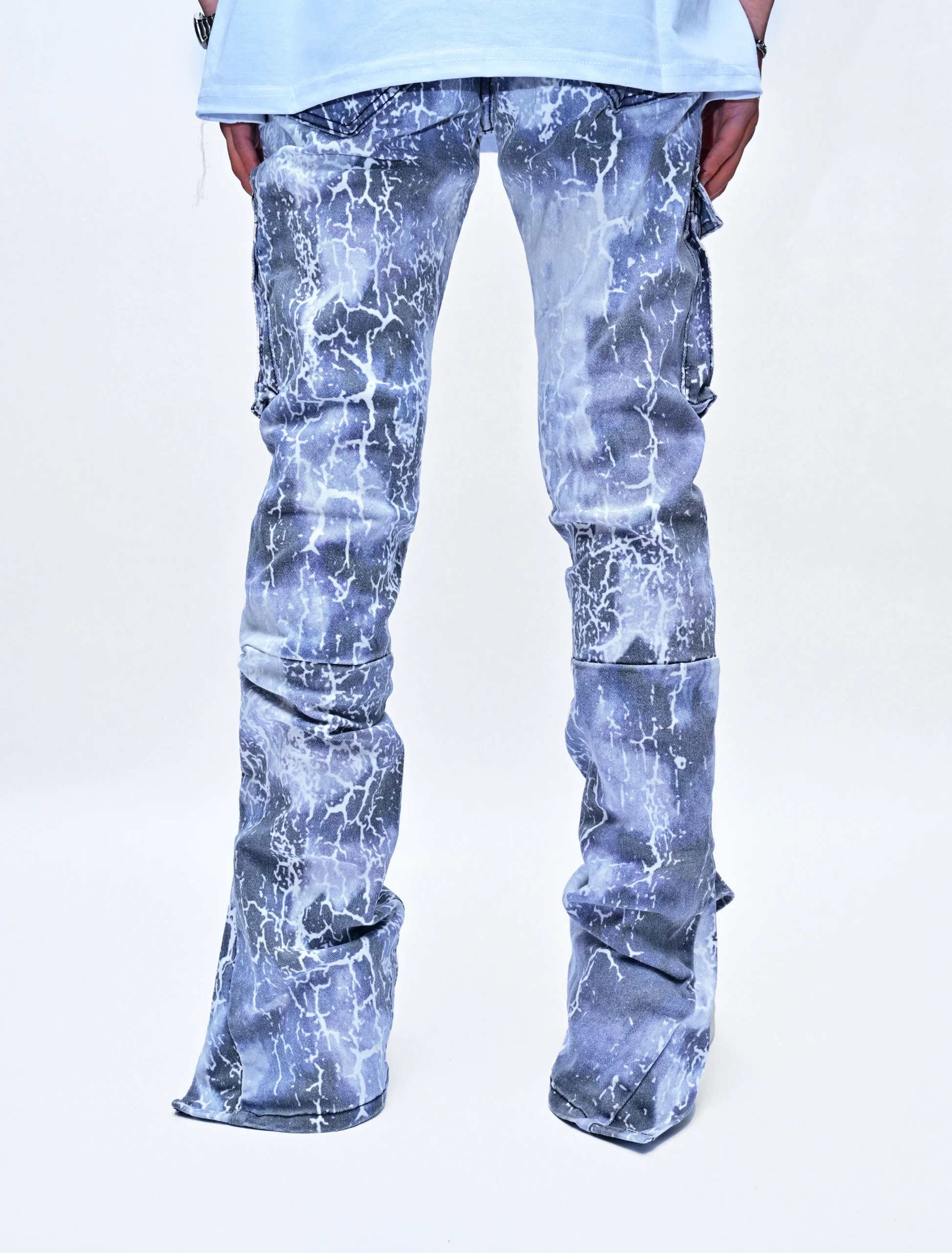 THUNDER GAZE – LUXURY CLOUD-WASHED DENIM - Image 4