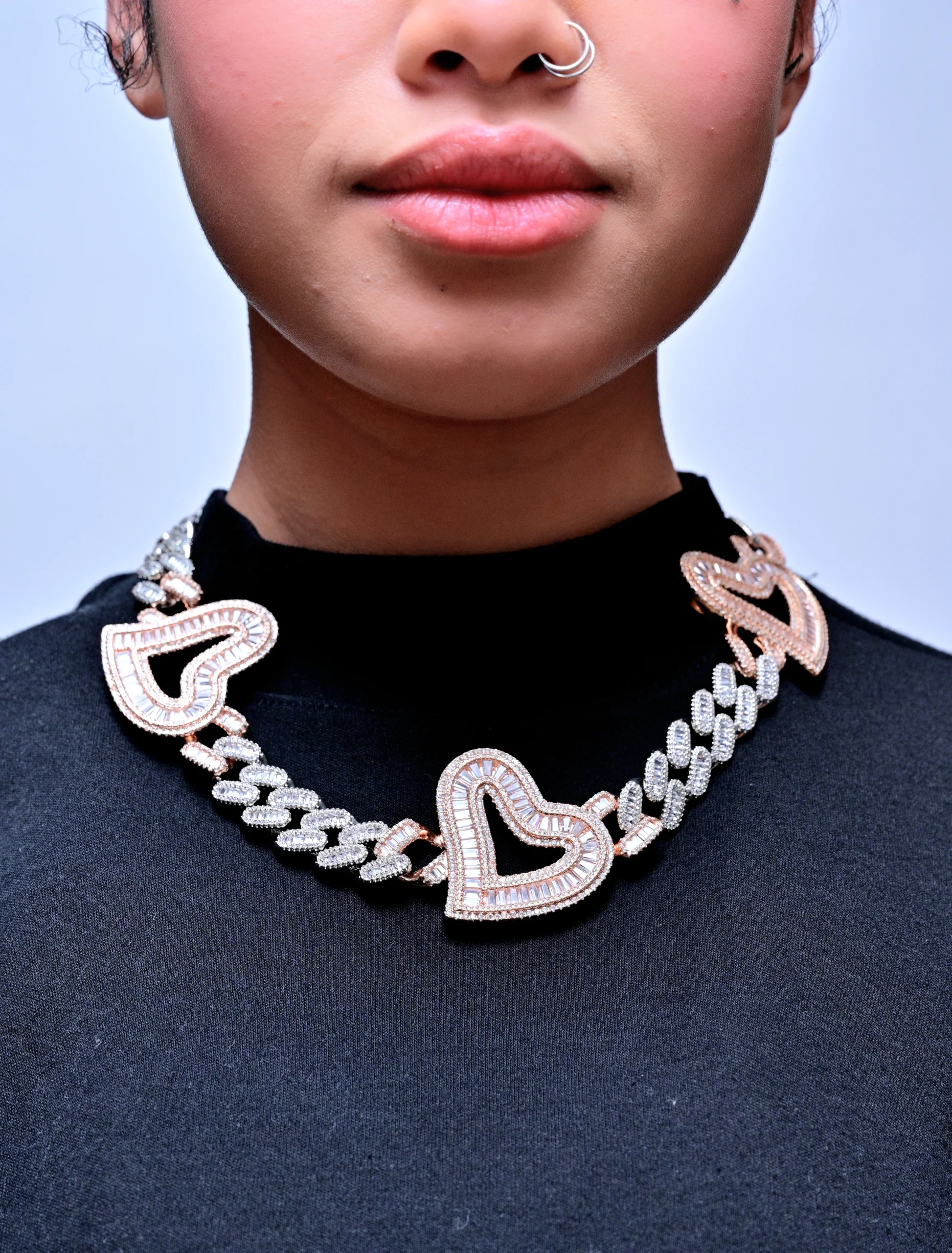 EVERLAY PRETTY GIRLS ROSE HEARTS TWO-TONE CUBAN CHAIN