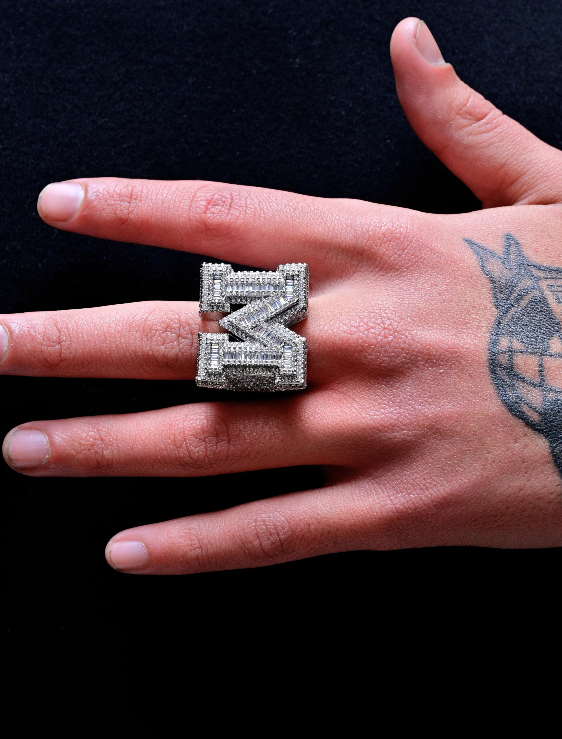 EVERLAY CUSTOM “M” ICED BAGUETTE RING