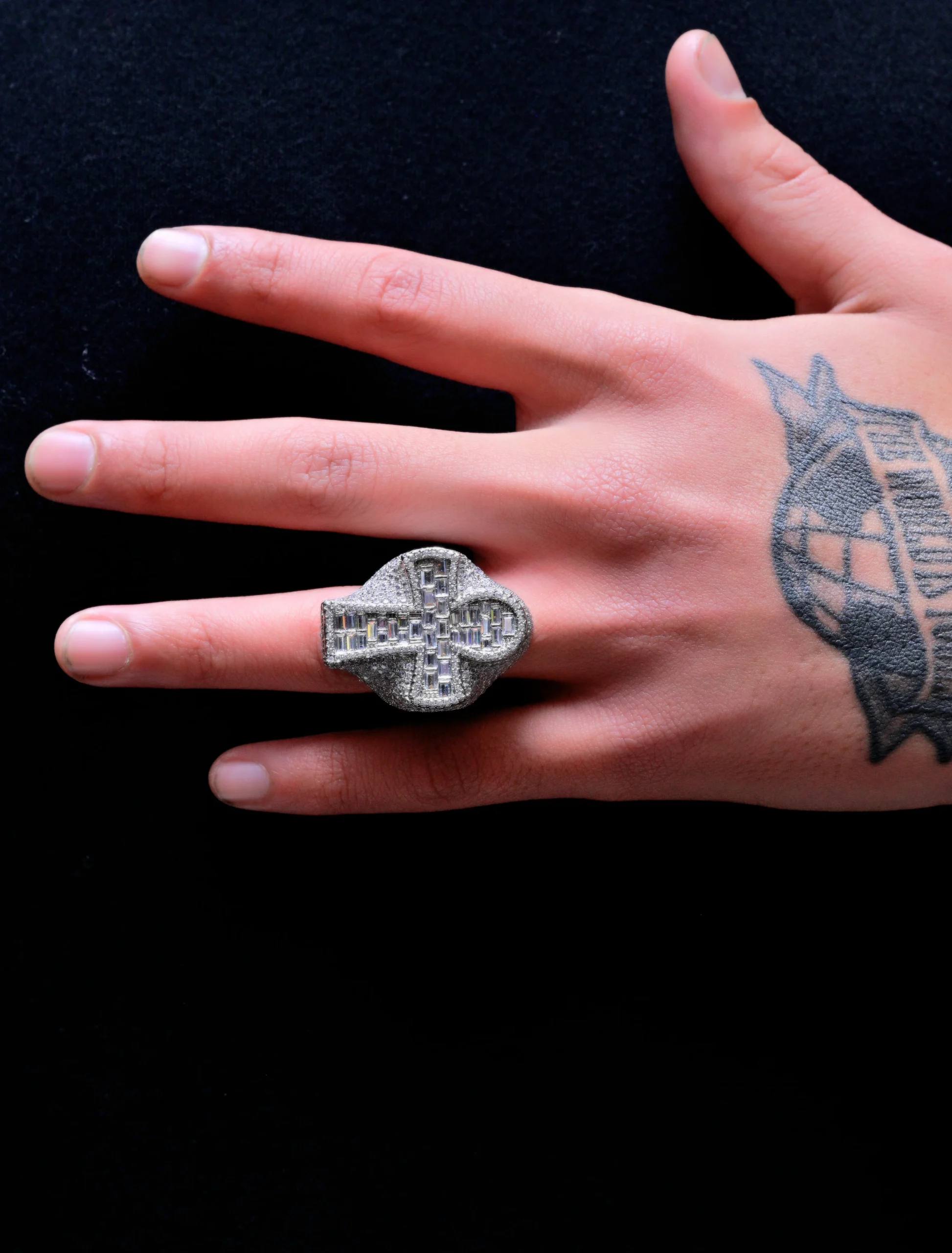 EVERLAY FAITHFUL CROSS RING