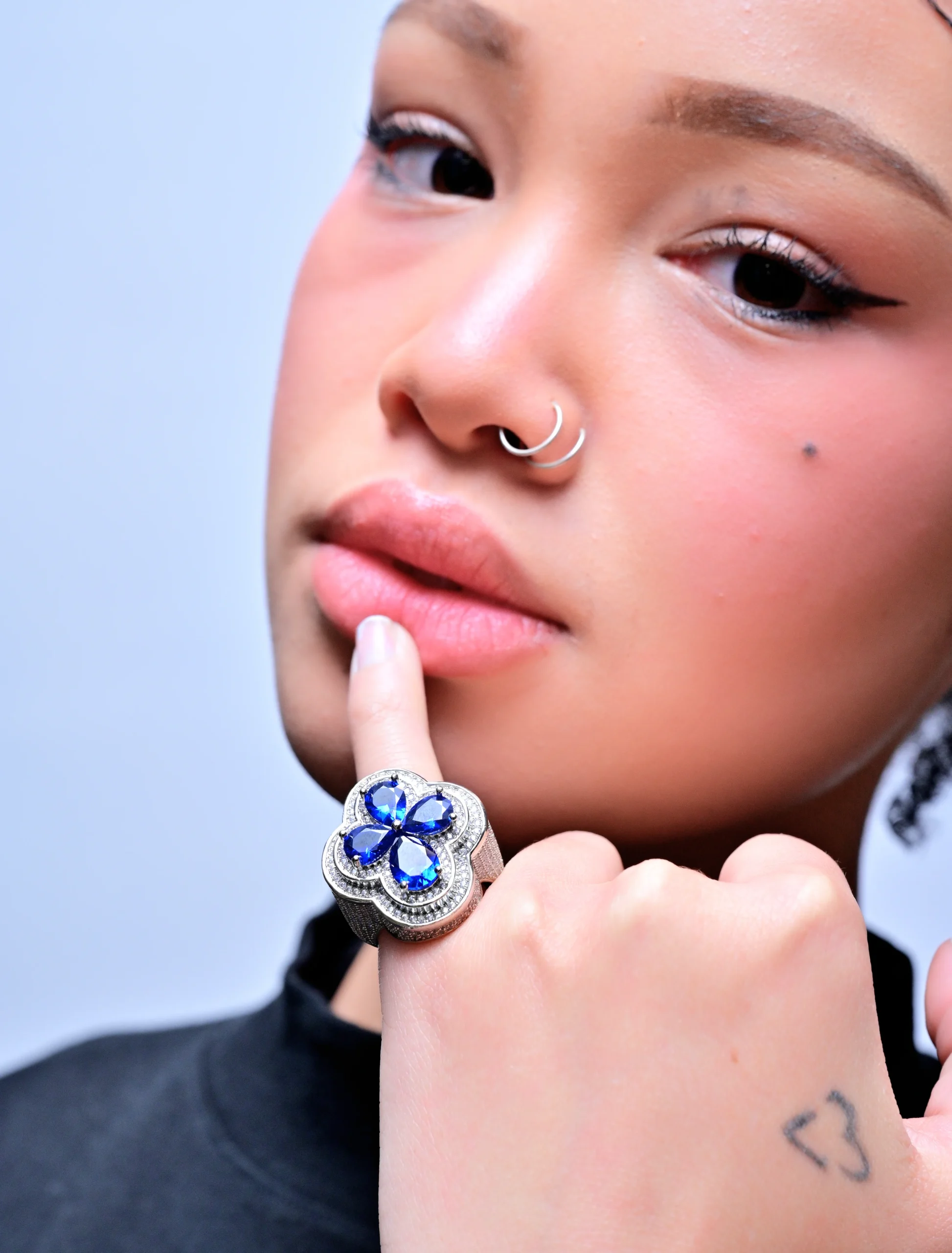 EVERLAY BLOOM ICED FLOWER RING - Image 4