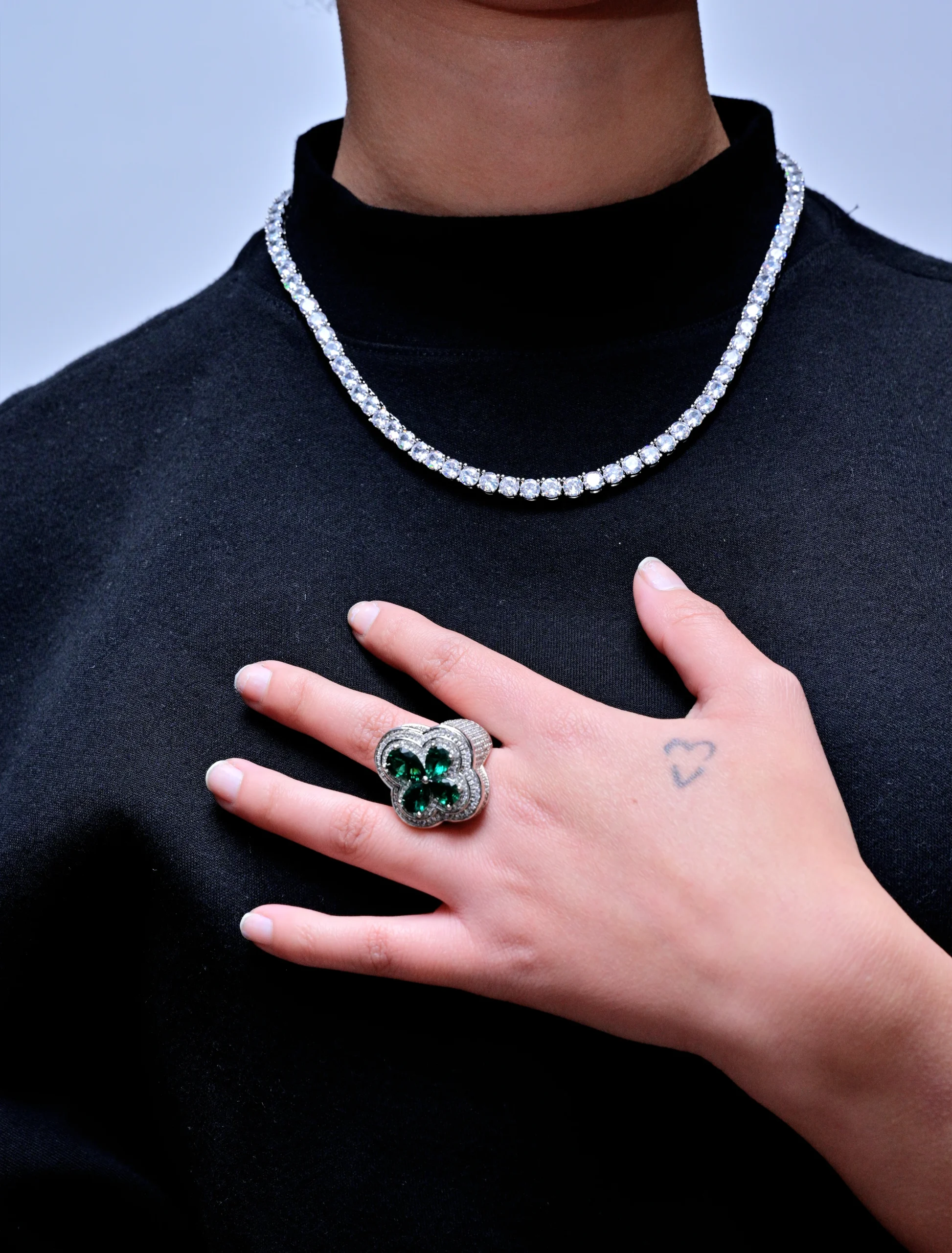 EVERLAY BLOOM ETERNAL ICED FLOWER RING - Image 2